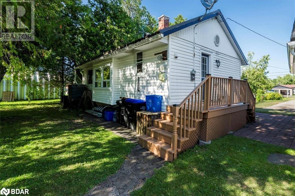 Photo 16 of 930 Gilmore Avenue, Innisfil ON