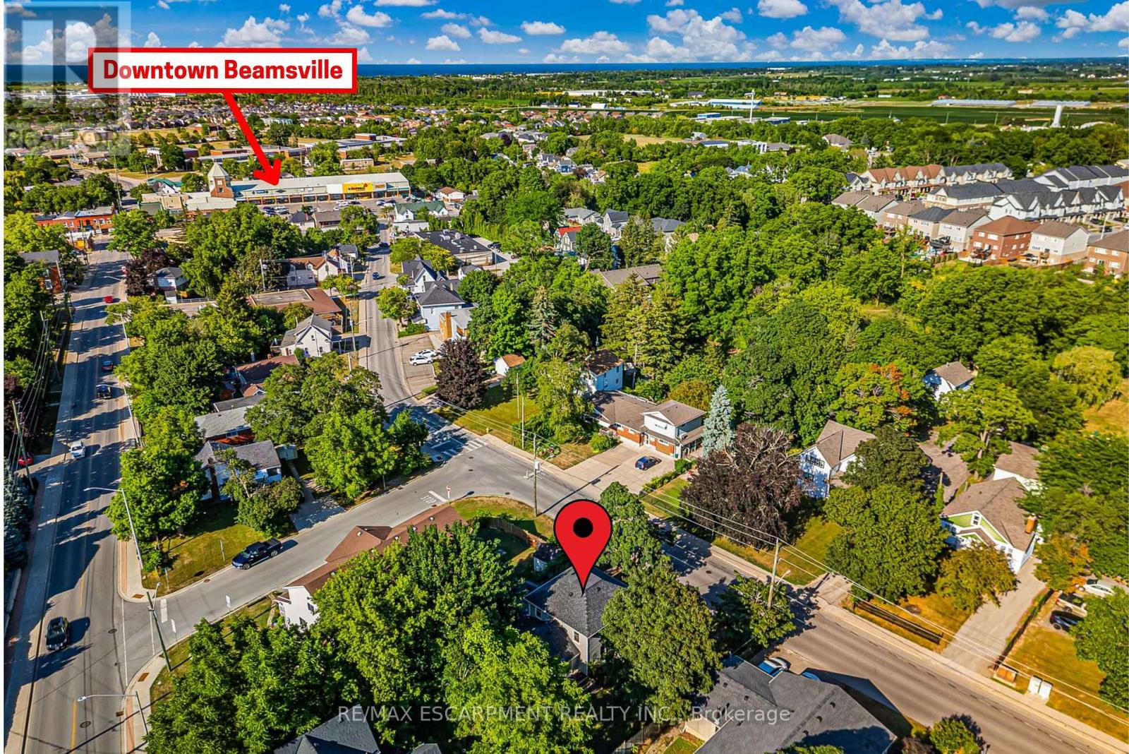 Photo 2 of 4220 4222 Hixon Street, Lincoln ON