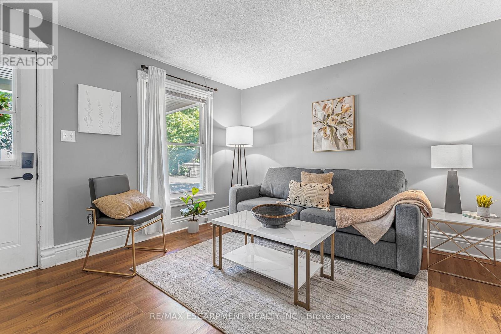 Photo 4 of 4220 4222 Hixon Street, Lincoln ON