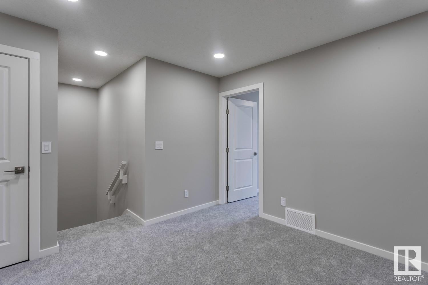 Photo 21 of 7367 181 Av Nw, Edmonton AB