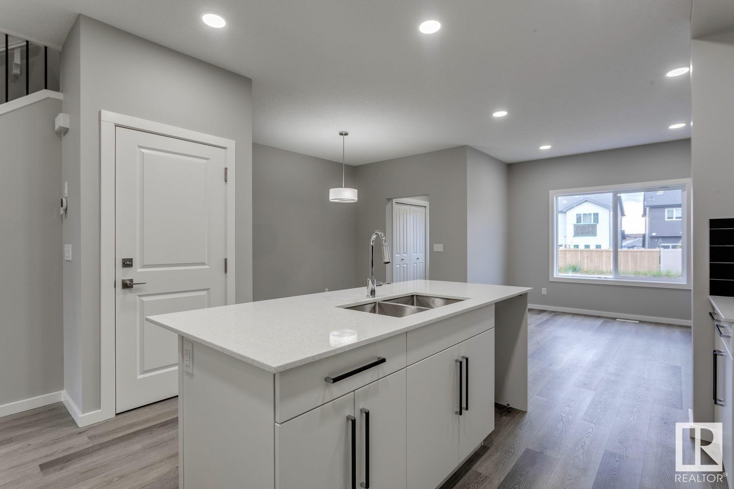 Photo 7 of 7367 181 Av Nw, Edmonton AB