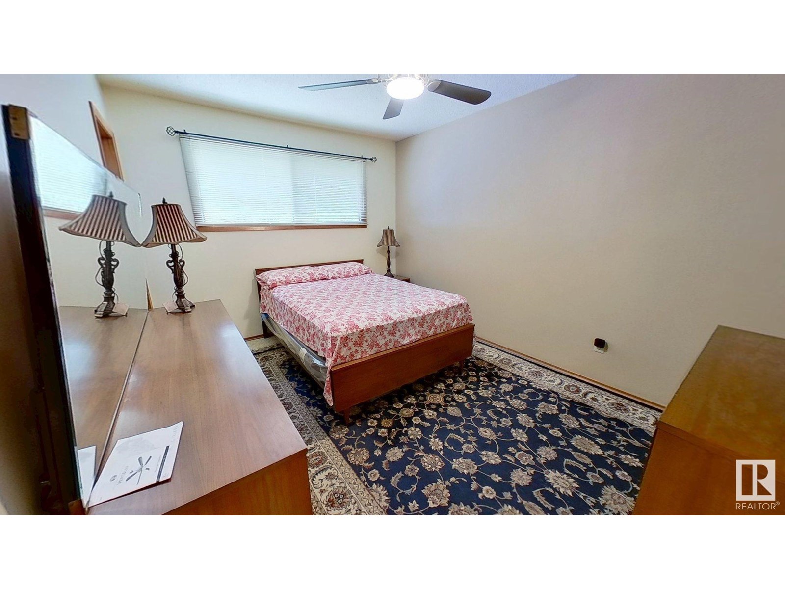 Photo 16 of 899 Alder Av, Sherwood Park AB