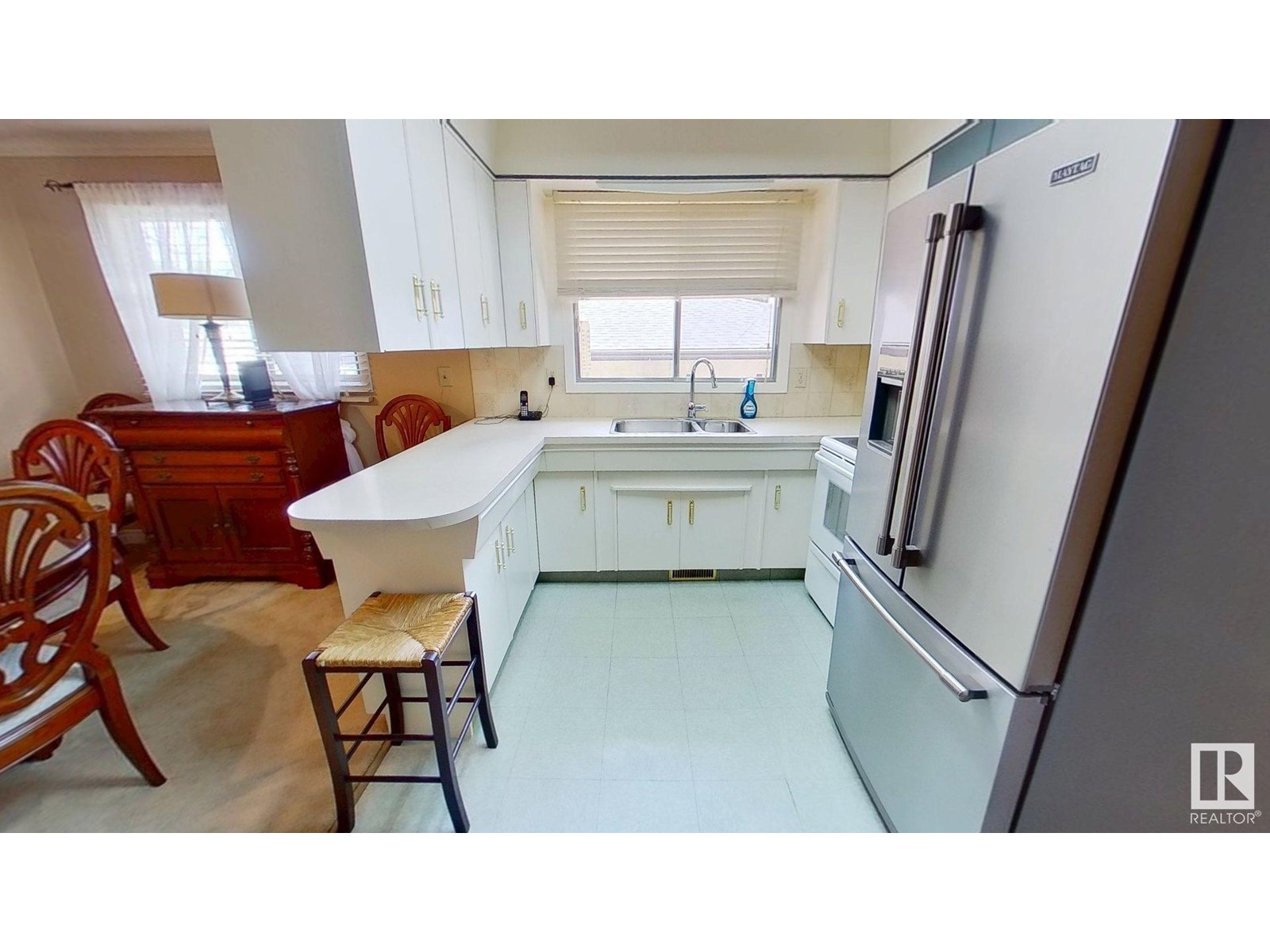 Photo 15 of 899 Alder Av, Sherwood Park AB
