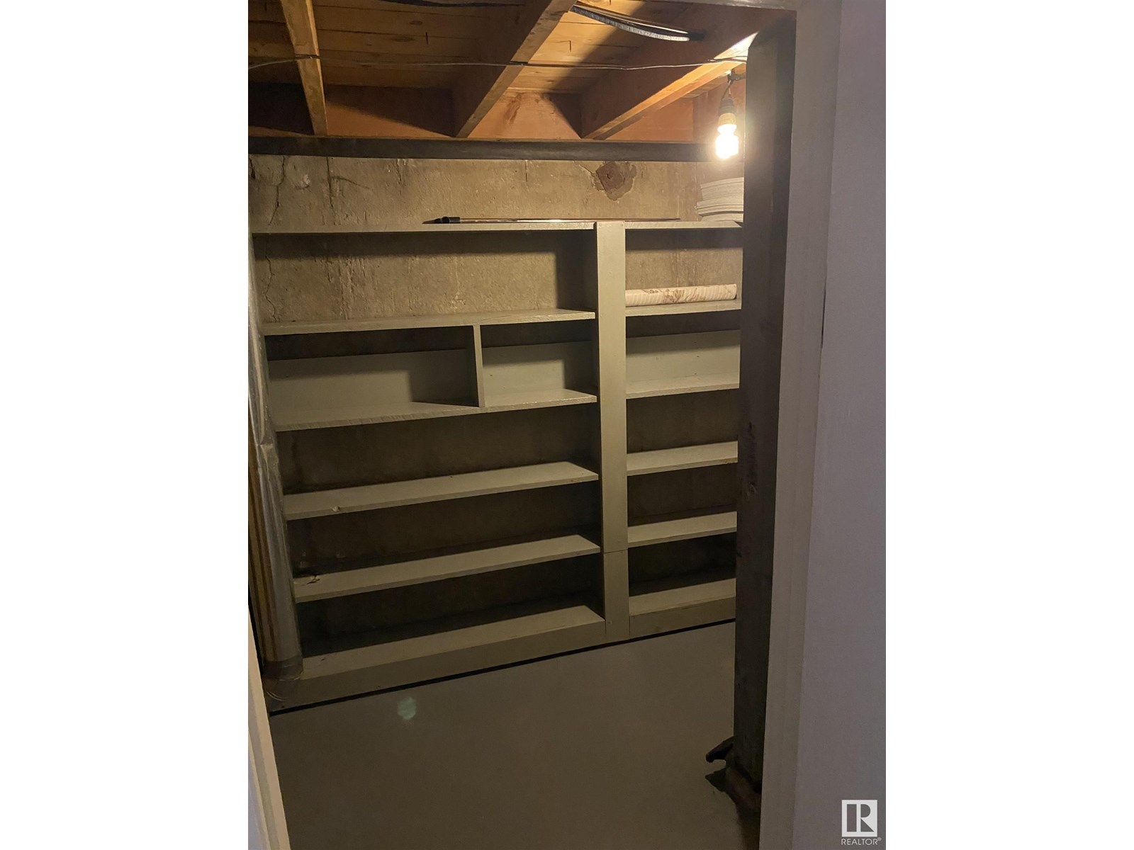 Photo 12 of 899 Alder Av, Sherwood Park AB