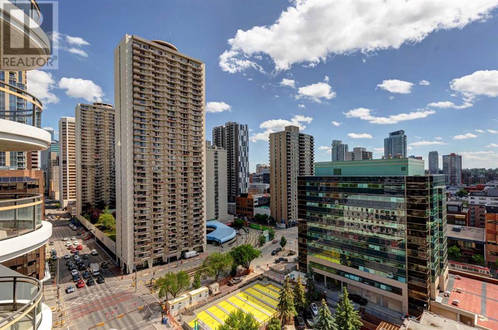Single Family House for Sale in    Avenue SW Downtown West End Calgary 