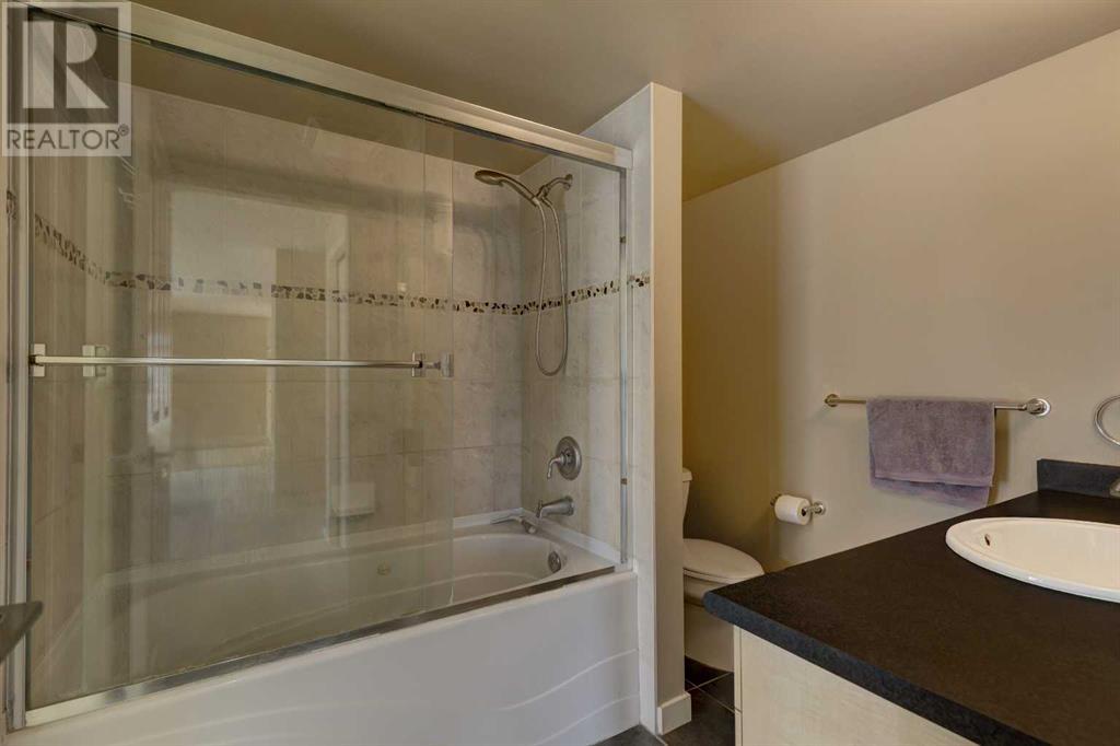 Single Family House for Sale in    Avenue SW Downtown West End Calgary 