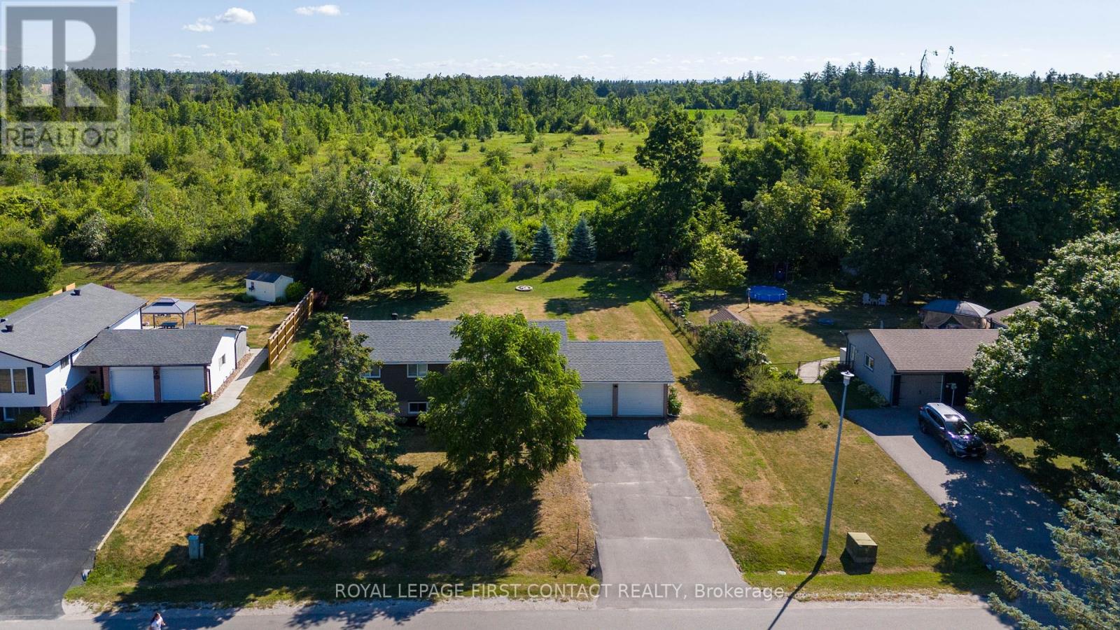 Photo 21 of 23 Spencer Trail, Oromedonte ON