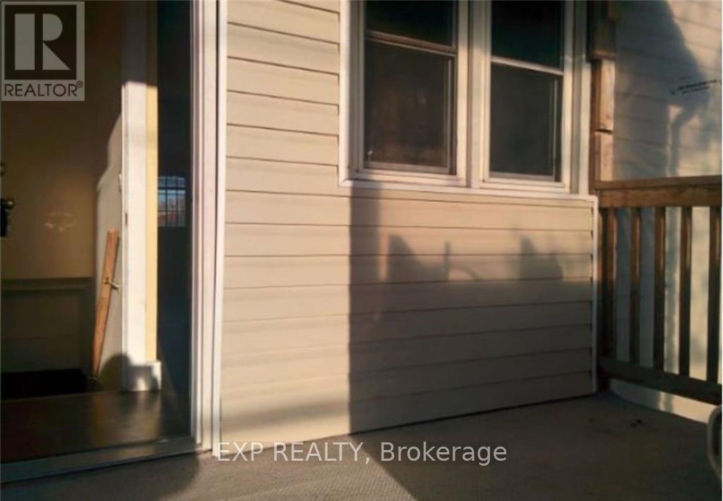 Photo 12 of 71 Parkview Road, St Catharines ON