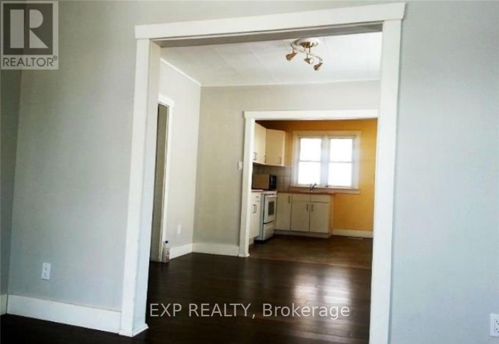 Photo 9 of 71 Parkview Road, St Catharines ON