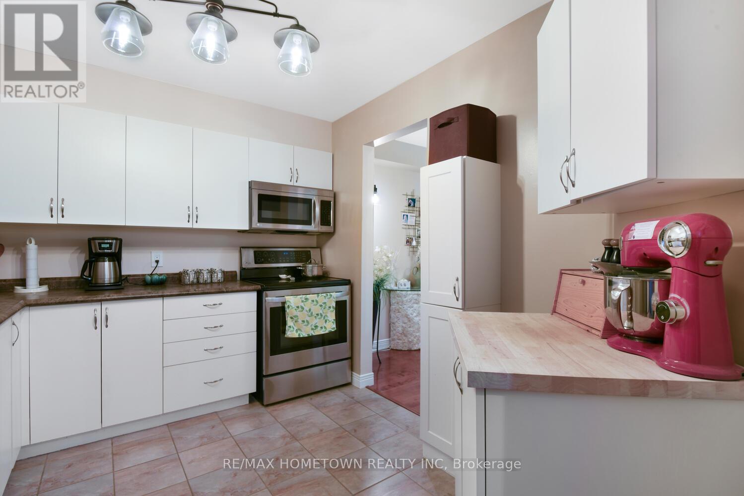 Photo 15 of 311 21 Liston Avenue, Brockville ON