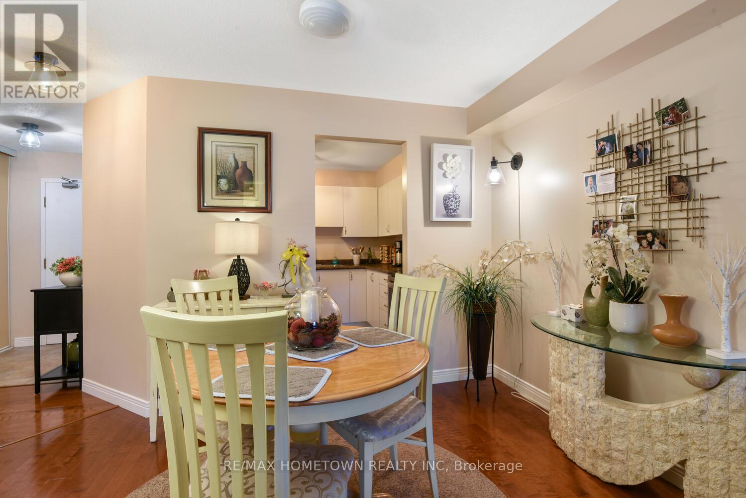Photo 16 of 311 21 Liston Avenue, Brockville ON