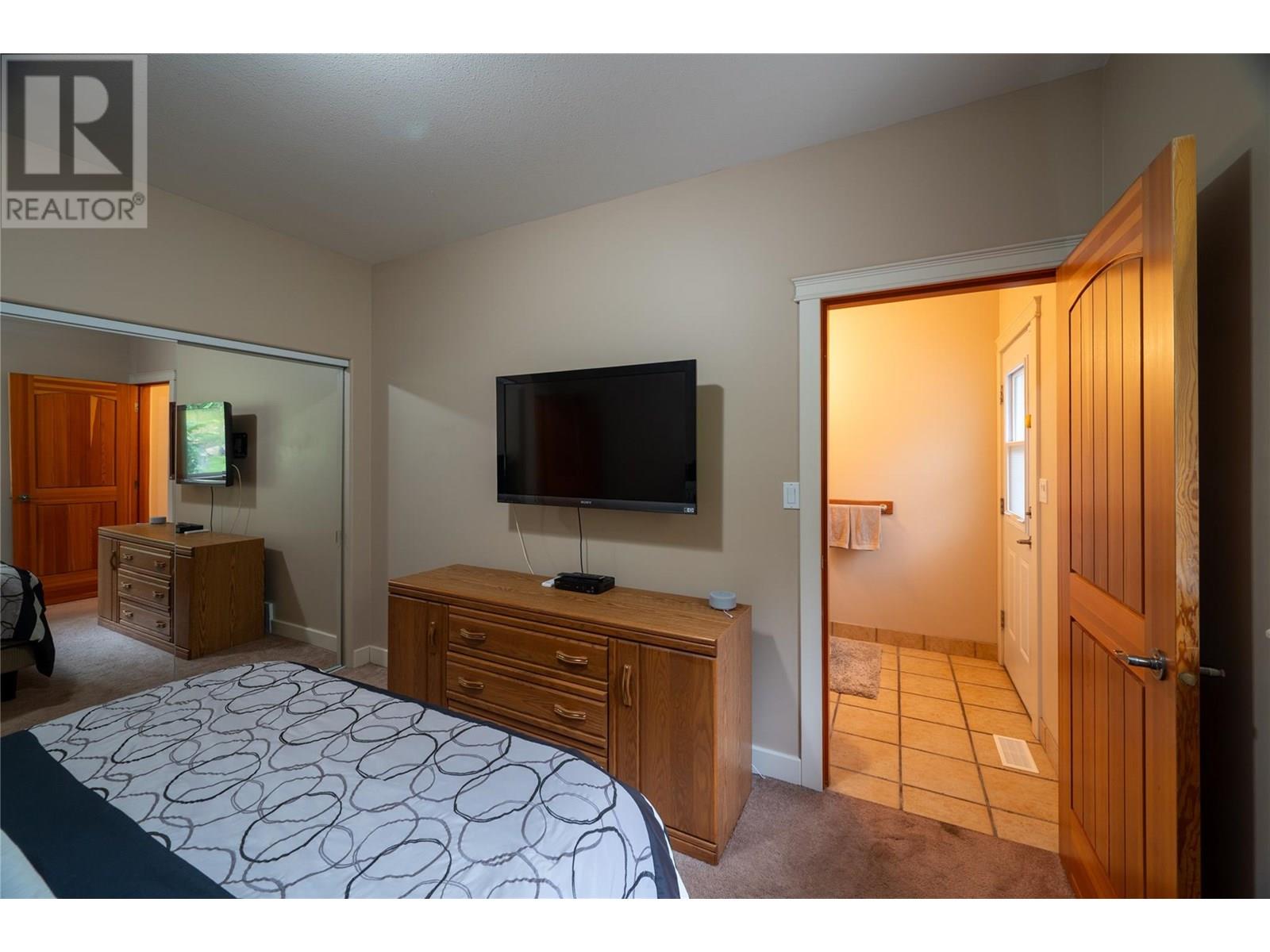 Photo 30 of 585 Coyote Drive, Kamloops BC