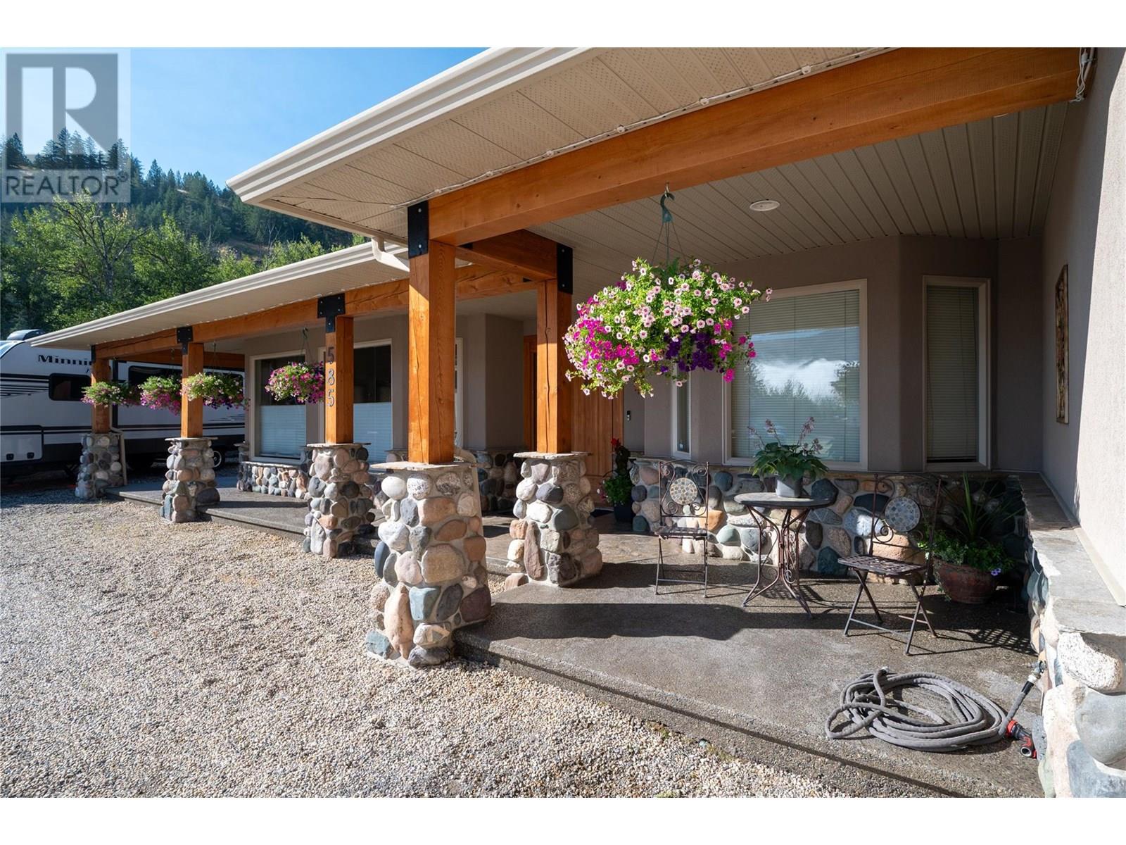 Photo 51 of 585 Coyote Drive, Kamloops BC