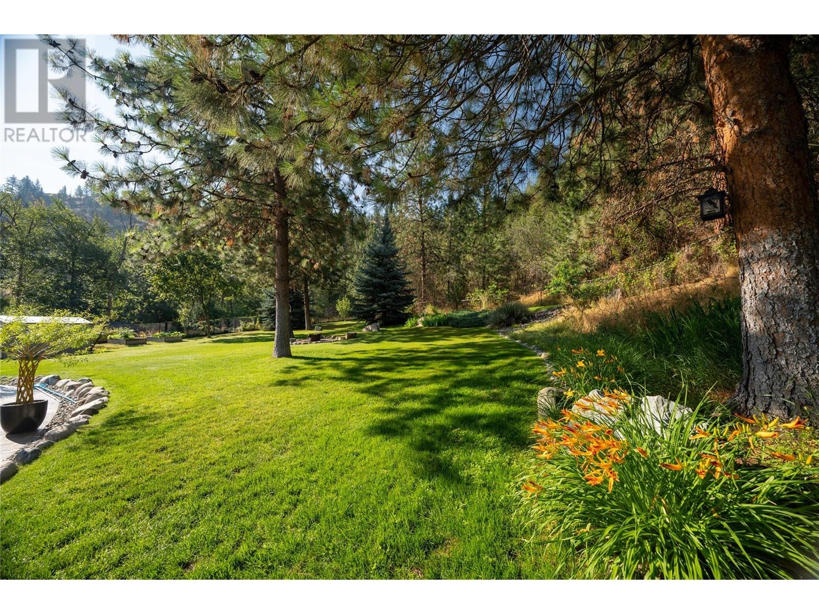 Photo 23 of 585 Coyote Drive, Kamloops BC