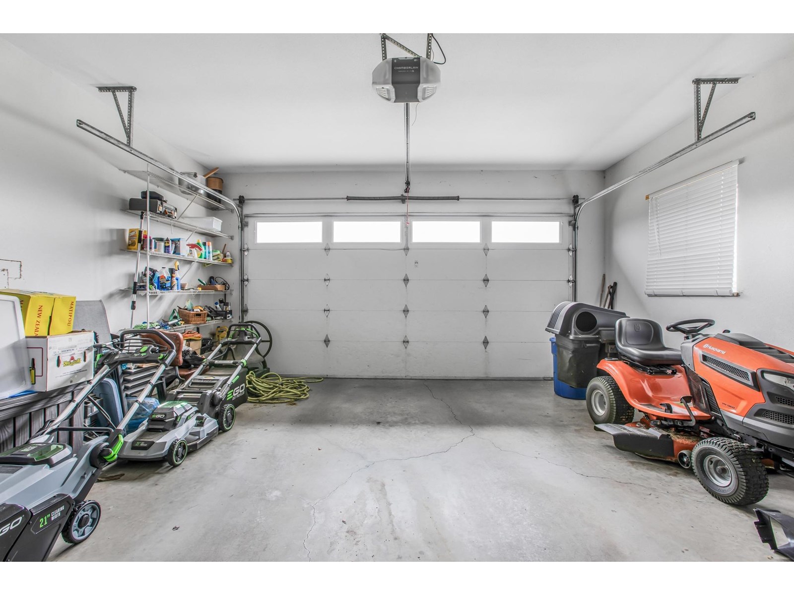 8455 JACK CRESCENT, Mission