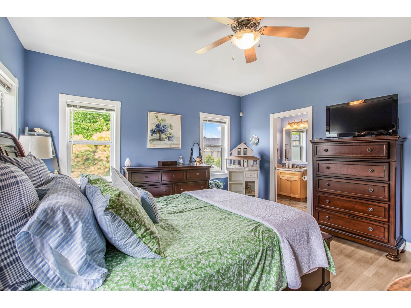 8455 JACK CRESCENT, Mission