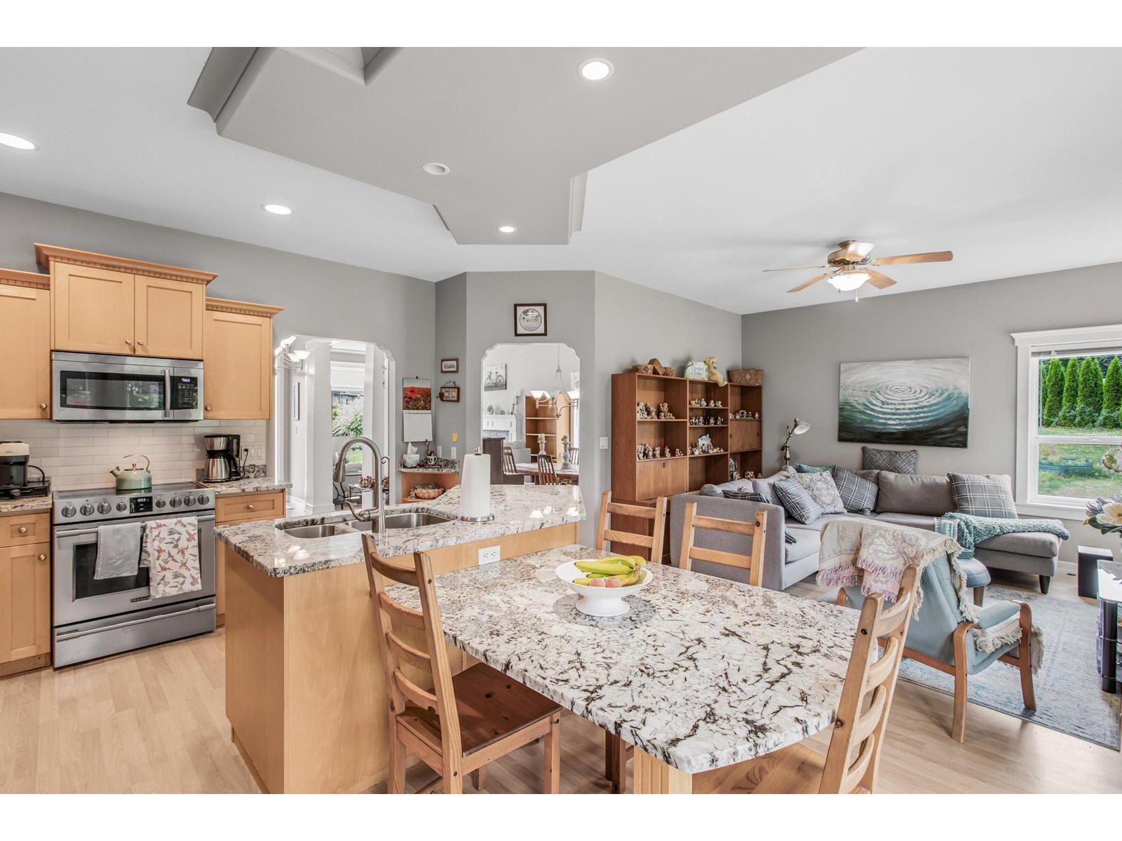 8455 JACK CRESCENT, Mission