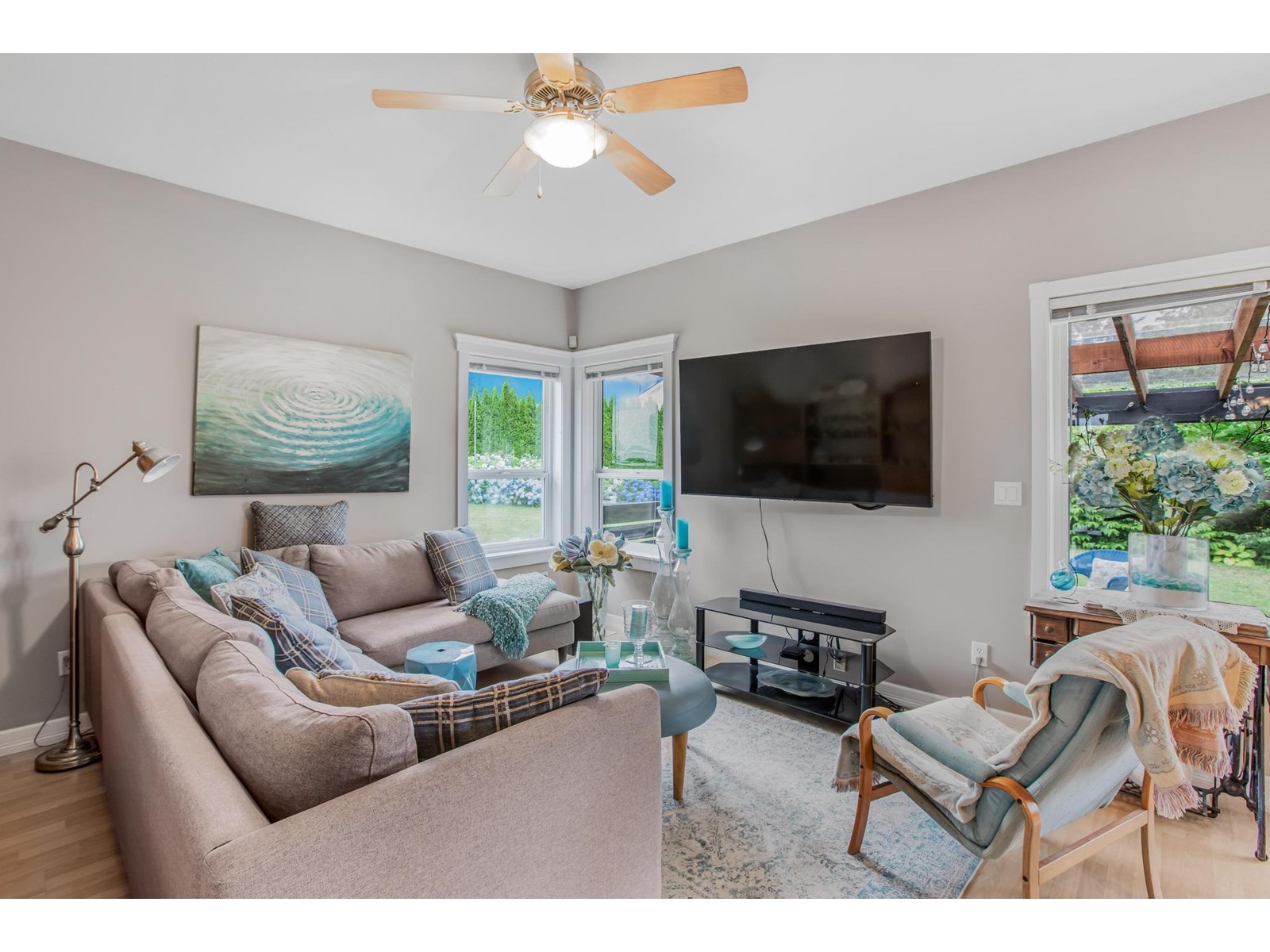 8455 JACK CRESCENT, Mission