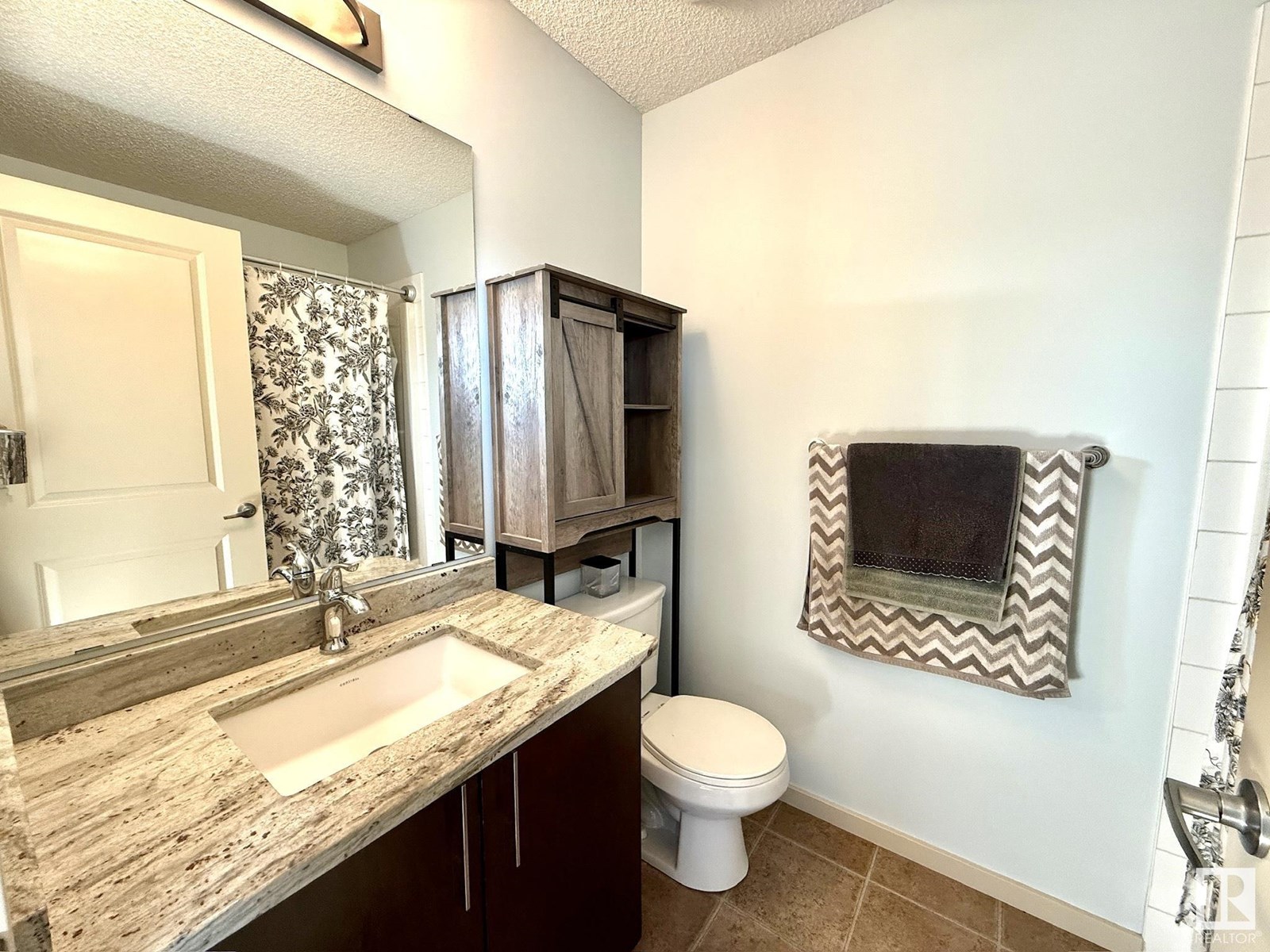 Photo 19 of 402 3353 16 A Av Nw, Edmonton AB