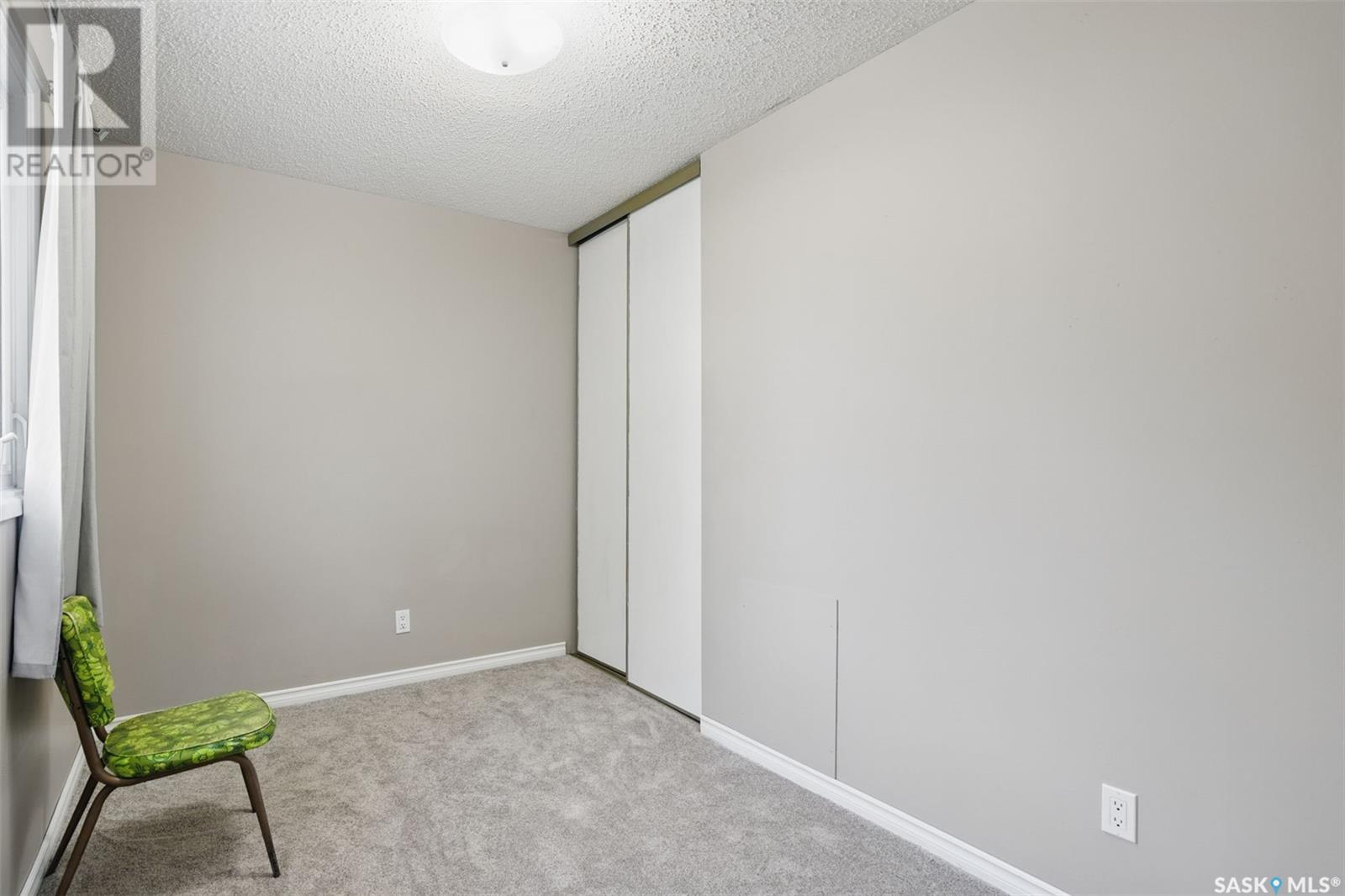Single Family House 2 Level for Sale in   Haight CRESCENT Saskatoon 