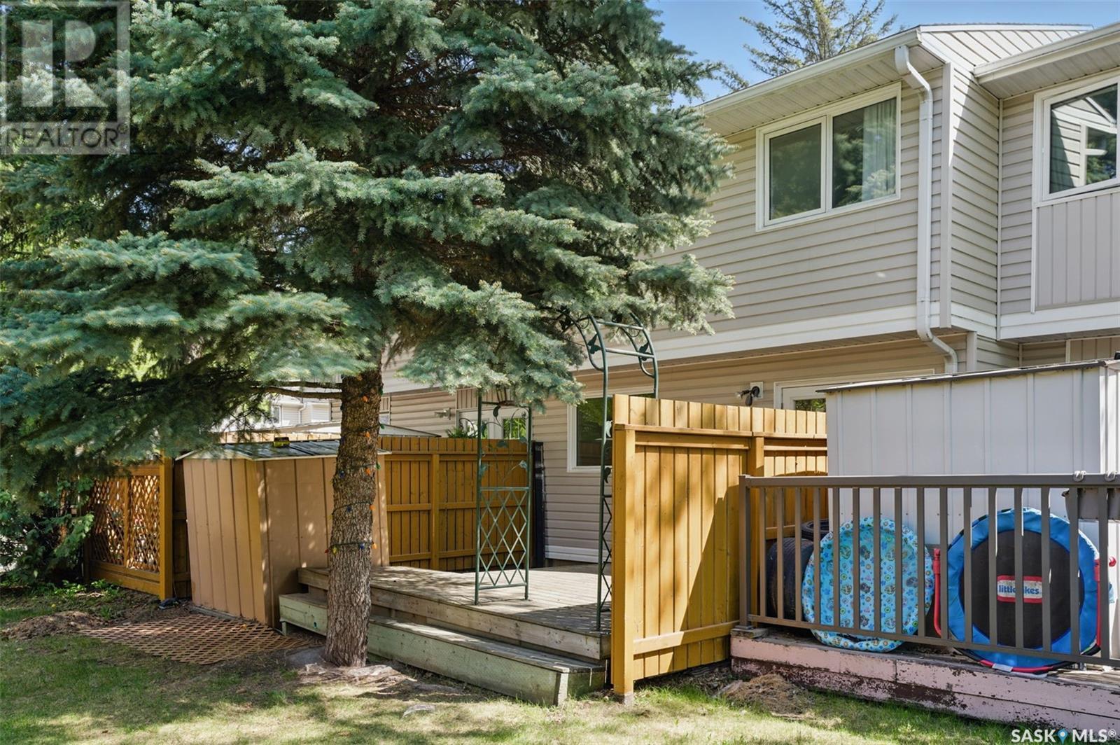 Single Family House 2 Level for Sale in   Haight CRESCENT Saskatoon 
