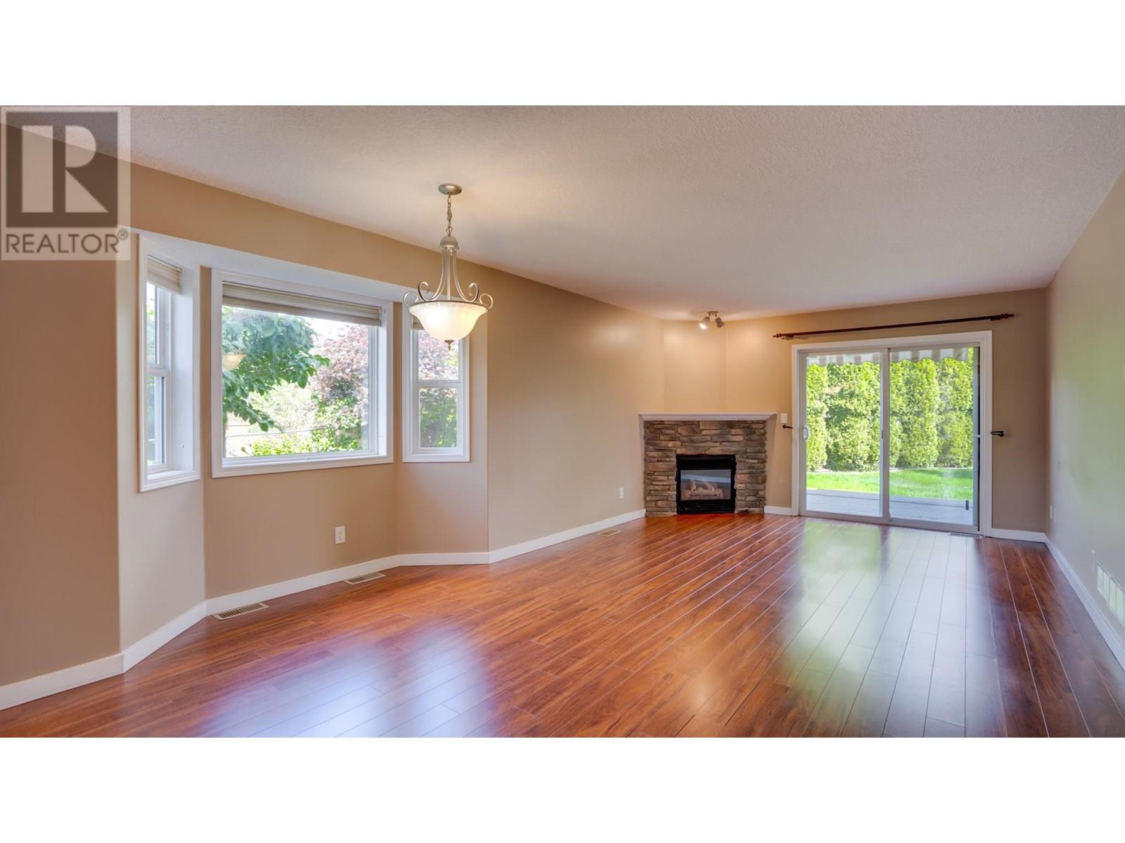 Photo 15 of 5200 25 Avenue Unit 8, Vernon BC