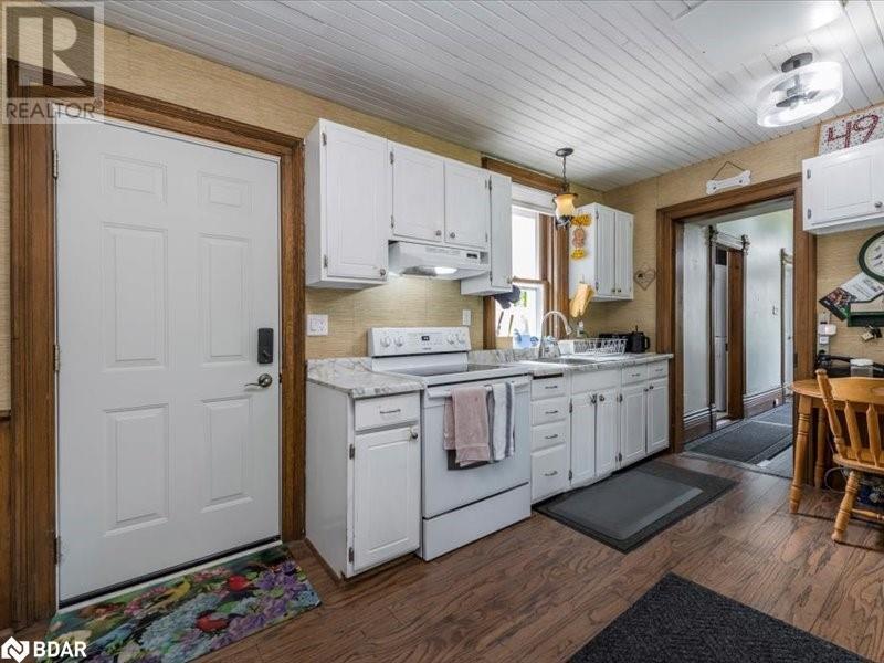 Photo 13 of 49 Park Street, Barrie ON