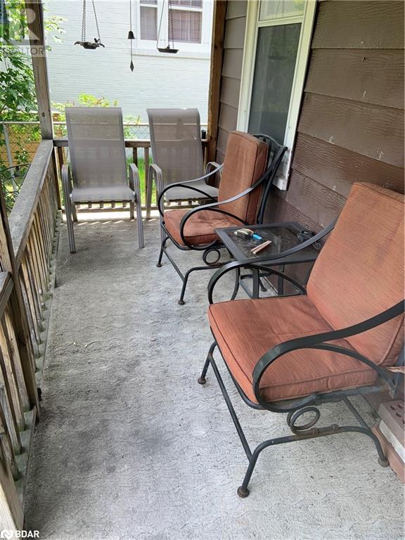 Photo 8 of 49 Park Street, Barrie ON