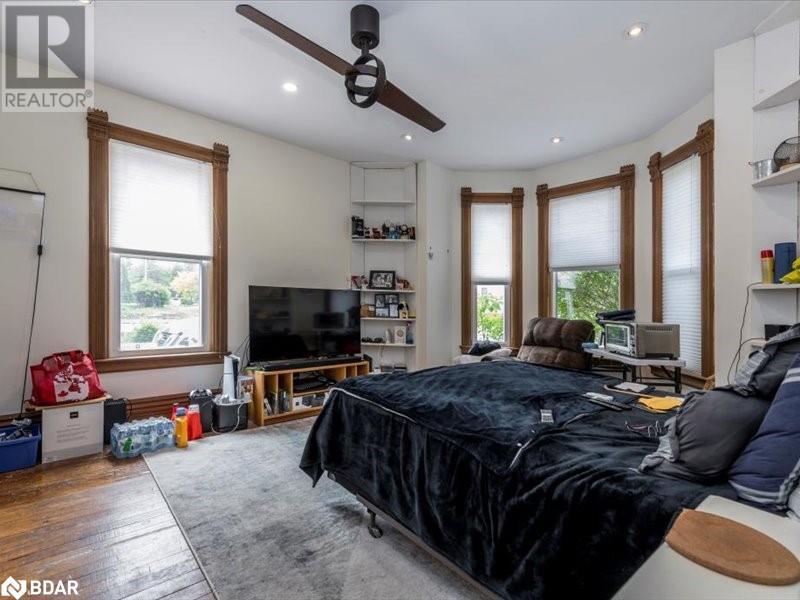 Photo 26 of 49 Park Street, Barrie ON