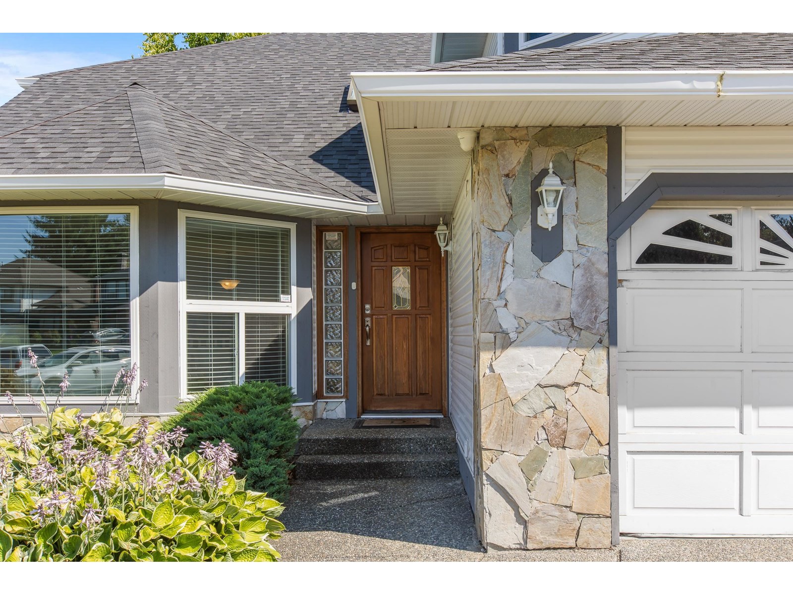 Photo 4 of 8418 214 Street, Langley BC
