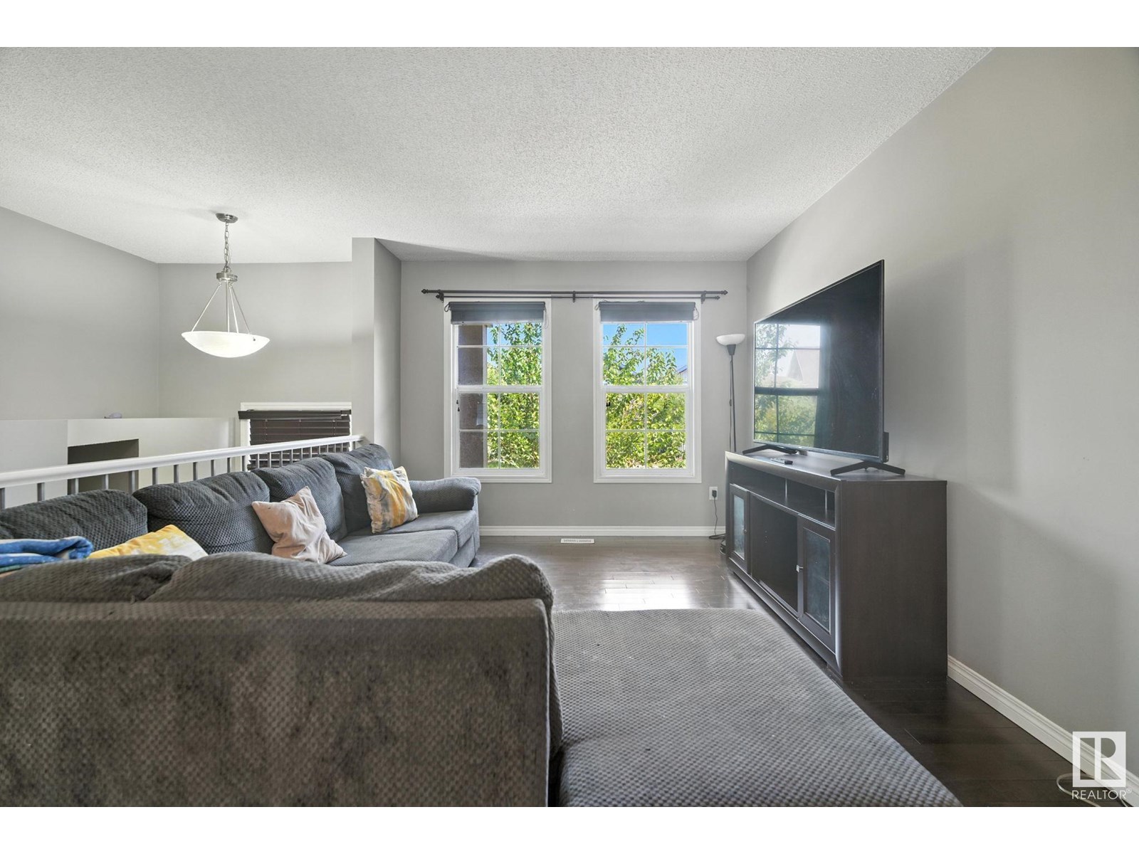 Photo 7 of 4033 Orchards Dr Sw, Edmonton AB