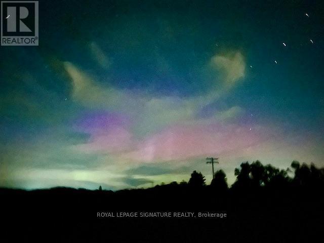 Photo 32 of 7747 15 16 Side Road, Clearview ON