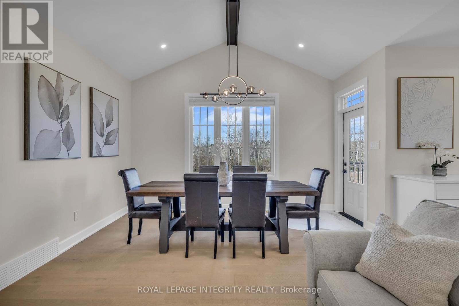 Photo 20 of 106 Maplestone Drive, North Grenville ON