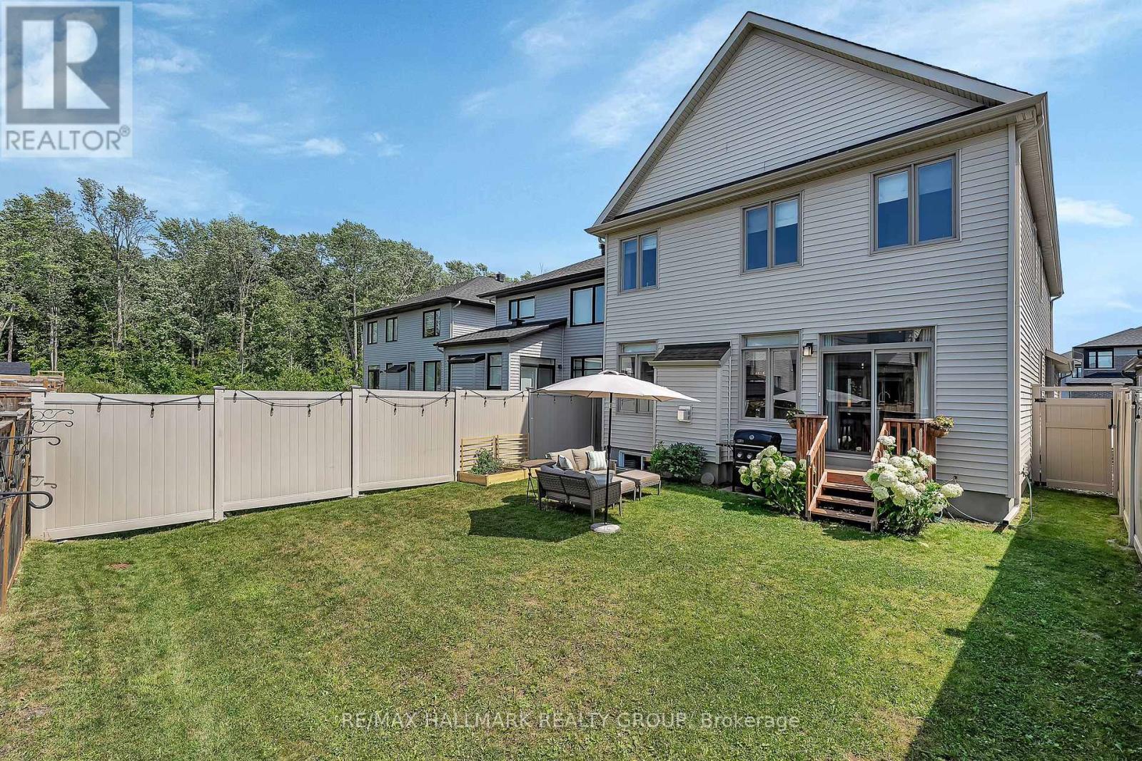 Photo 42 of 271 Mount Nebo Way, Ottawa ON