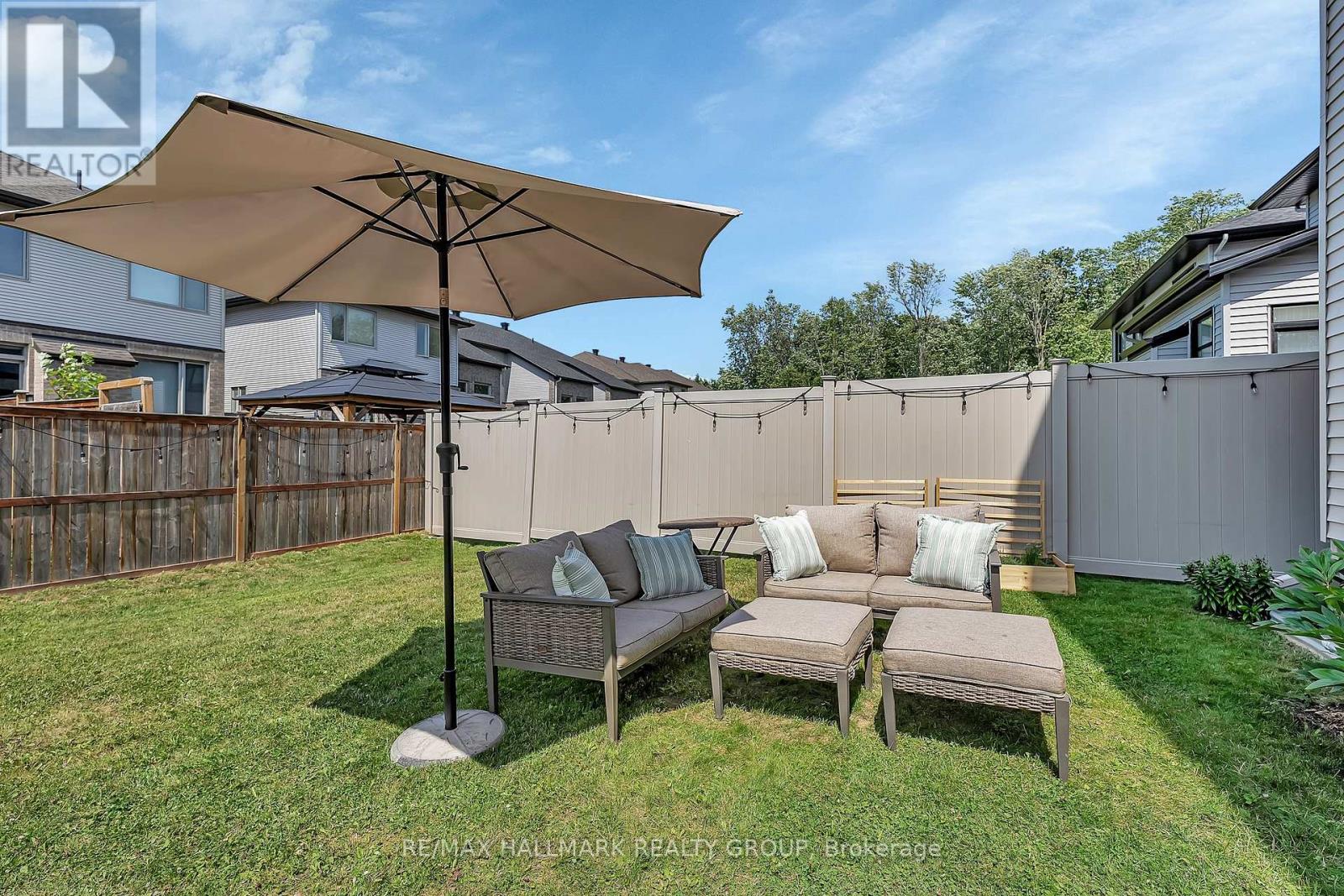 Photo 45 of 271 Mount Nebo Way, Ottawa ON