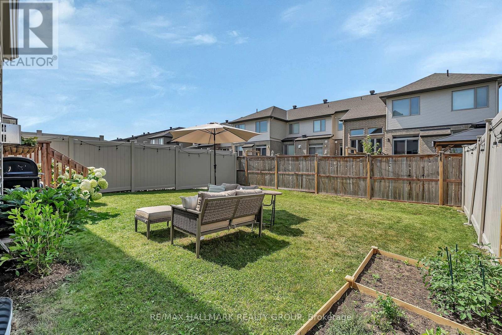Photo 46 of 271 Mount Nebo Way, Ottawa ON
