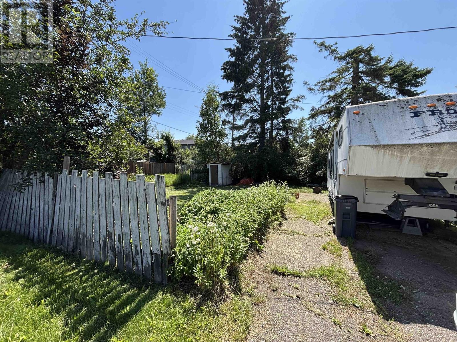 Photo 33 of 408 Watrous Street, Prince George BC