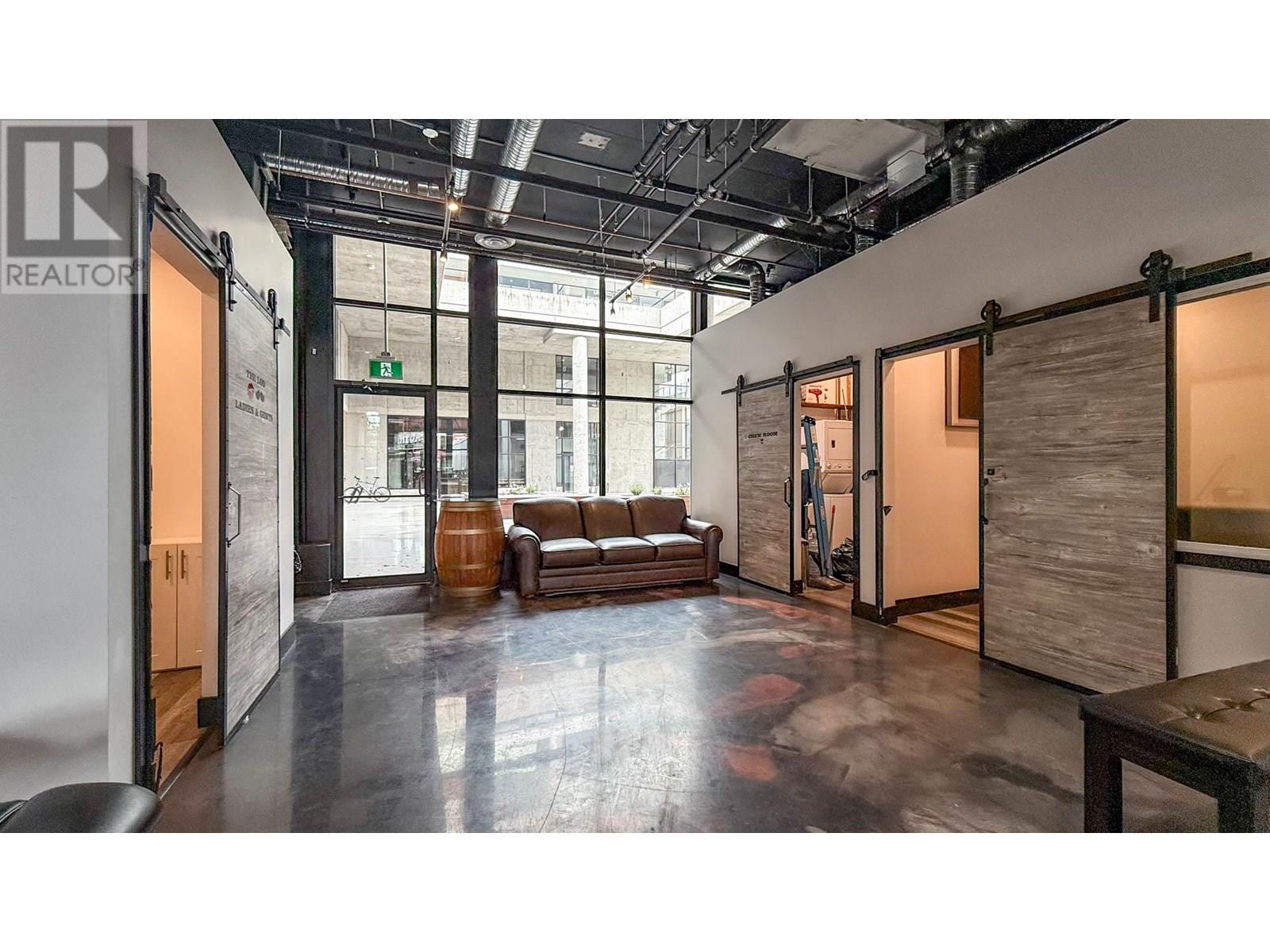 Photo 8 of 3030 Pandosy Street, Kelowna BC