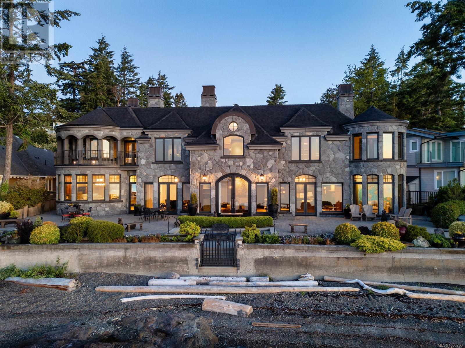  10493 Allbay Road, Sidney