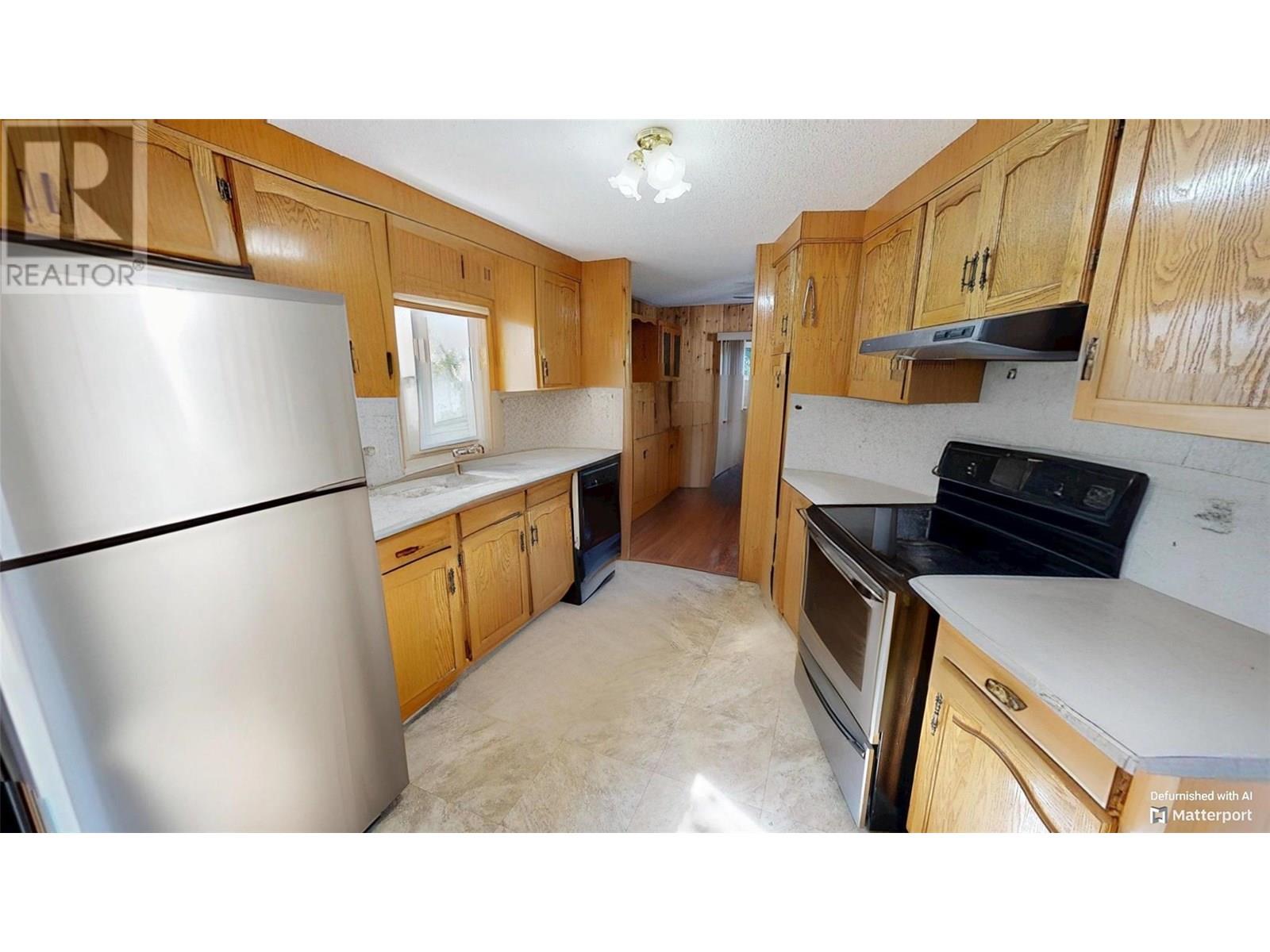 Photo 27 of 7516 Columbia Avenue, Radium Hot Springs BC
