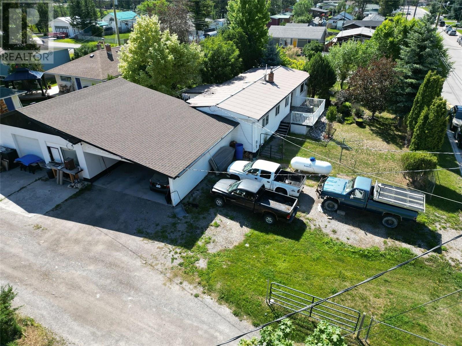 Photo 32 of 7516 Columbia Avenue, Radium Hot Springs BC