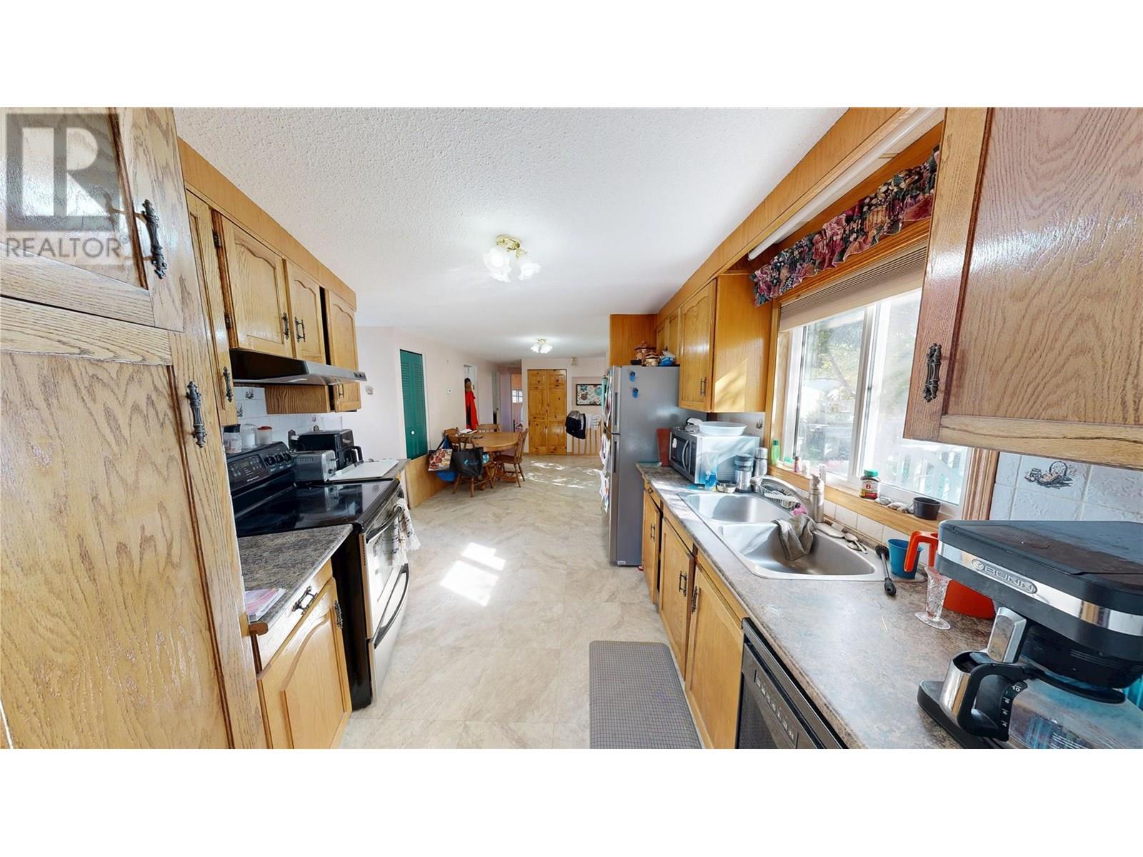Photo 51 of 7516 Columbia Avenue, Radium Hot Springs BC