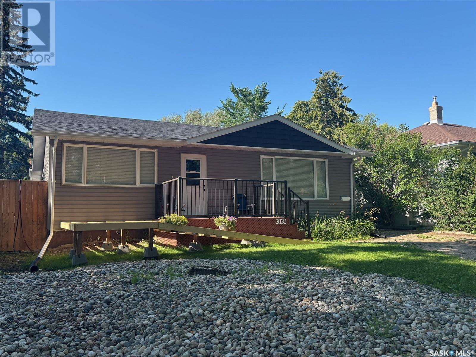 Photo 2 of 3030 Whitmore Avenue, Regina SK