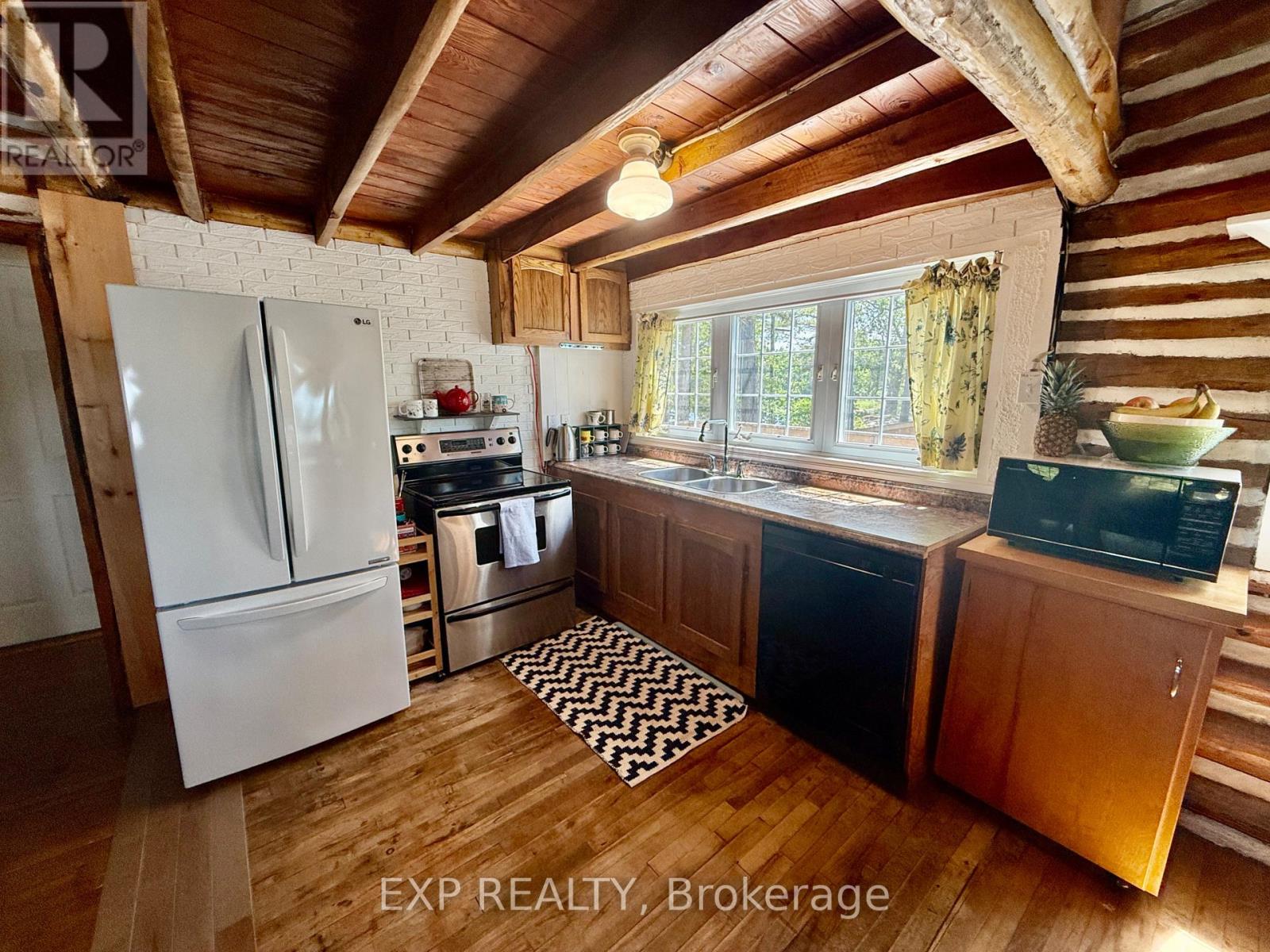 Photo 13 of 91 A Tobys Road, Georgian Bay ON