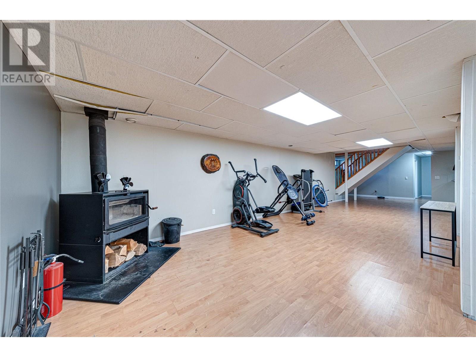 Photo 19 of 1255 Hickory Crescent, Sparwood BC