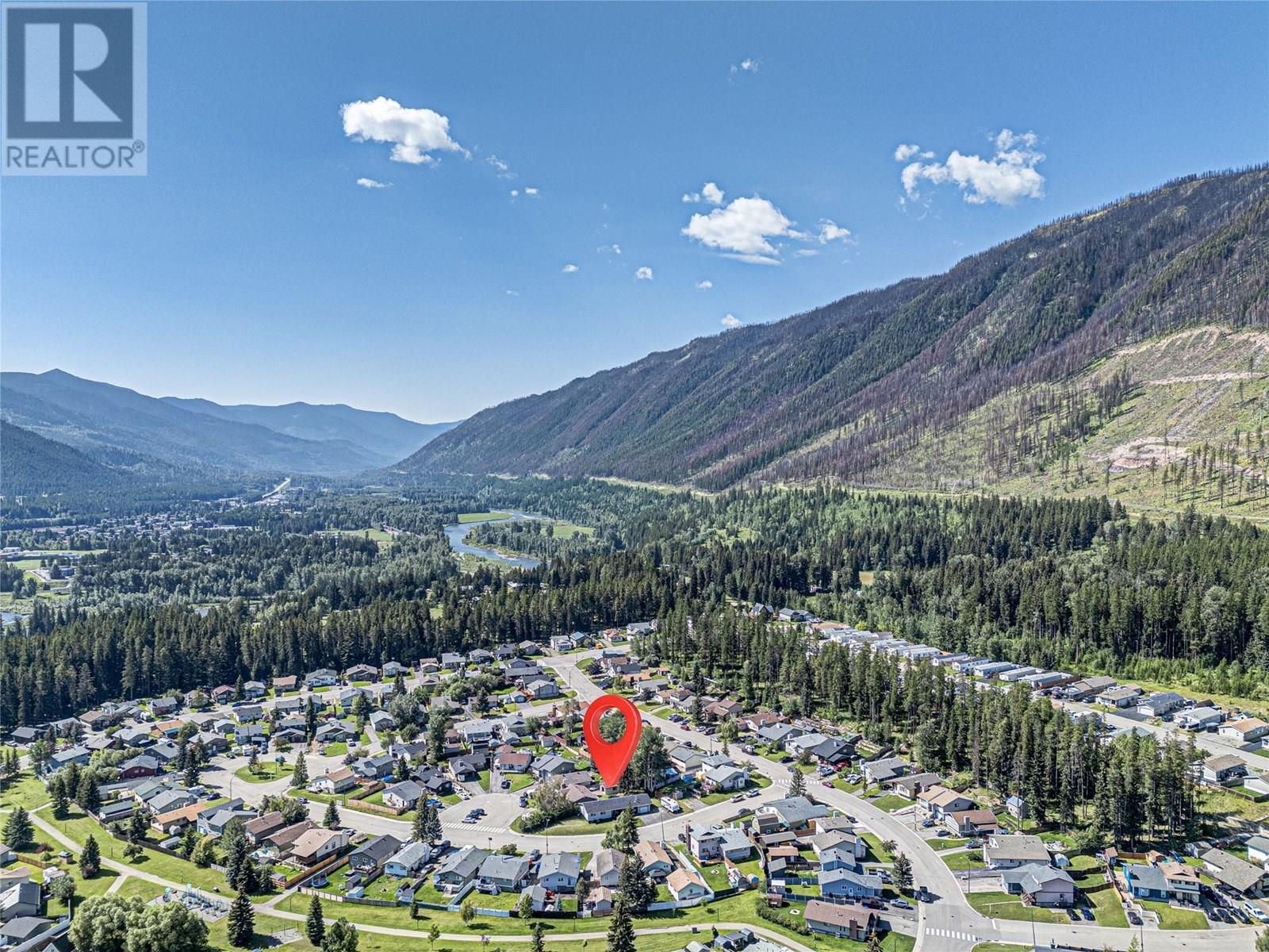 Photo 32 of 1255 Hickory Crescent, Sparwood BC
