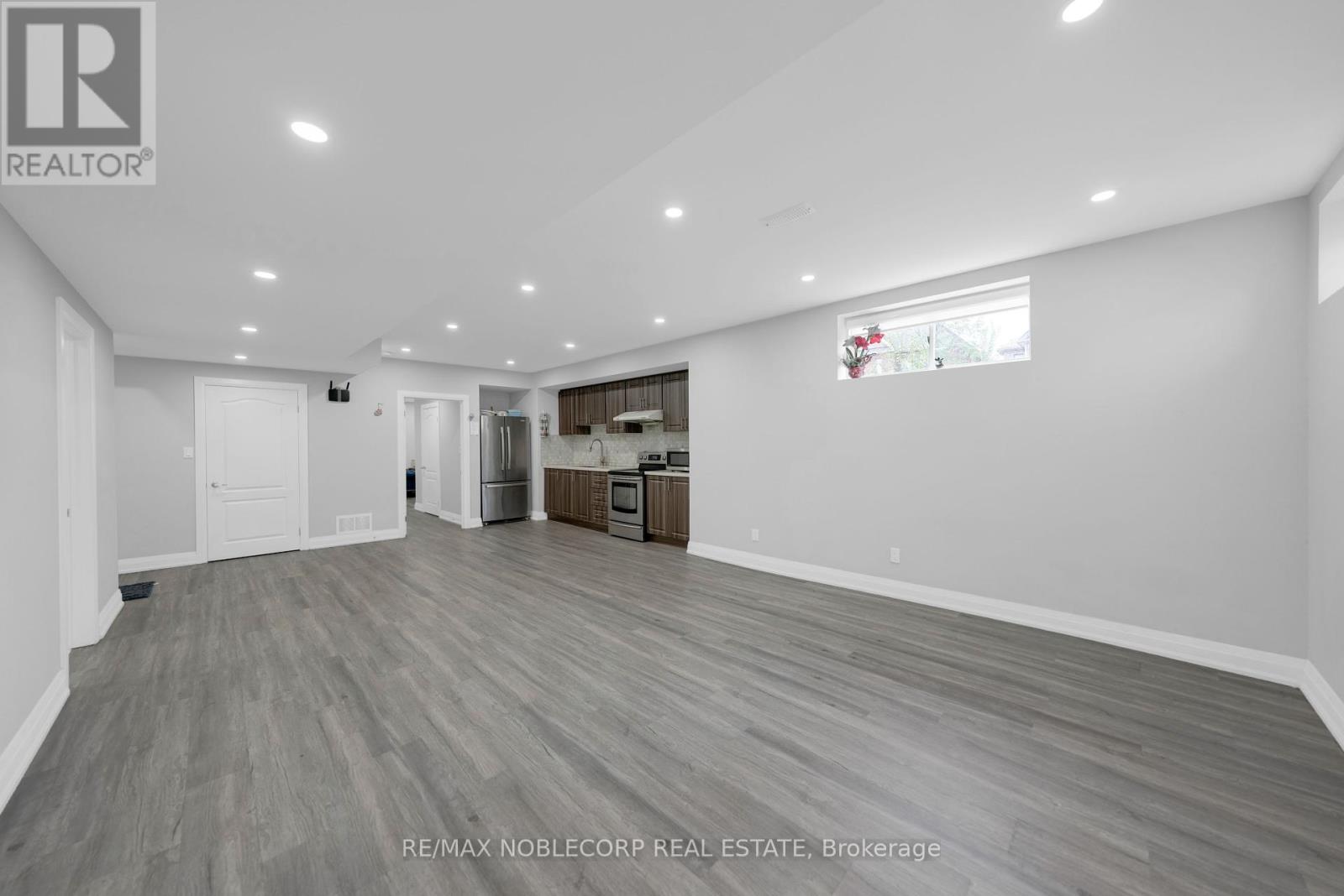 Photo 39 of 1 Walker Boulevard, New Tecumseth ON