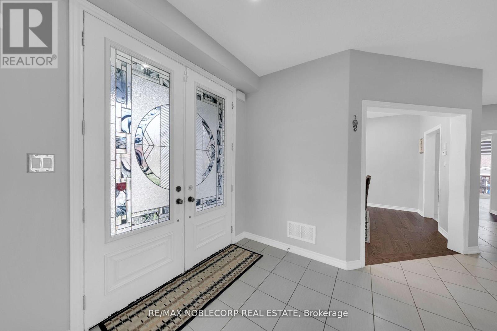 Photo 19 of 1 Walker Boulevard, New Tecumseth ON