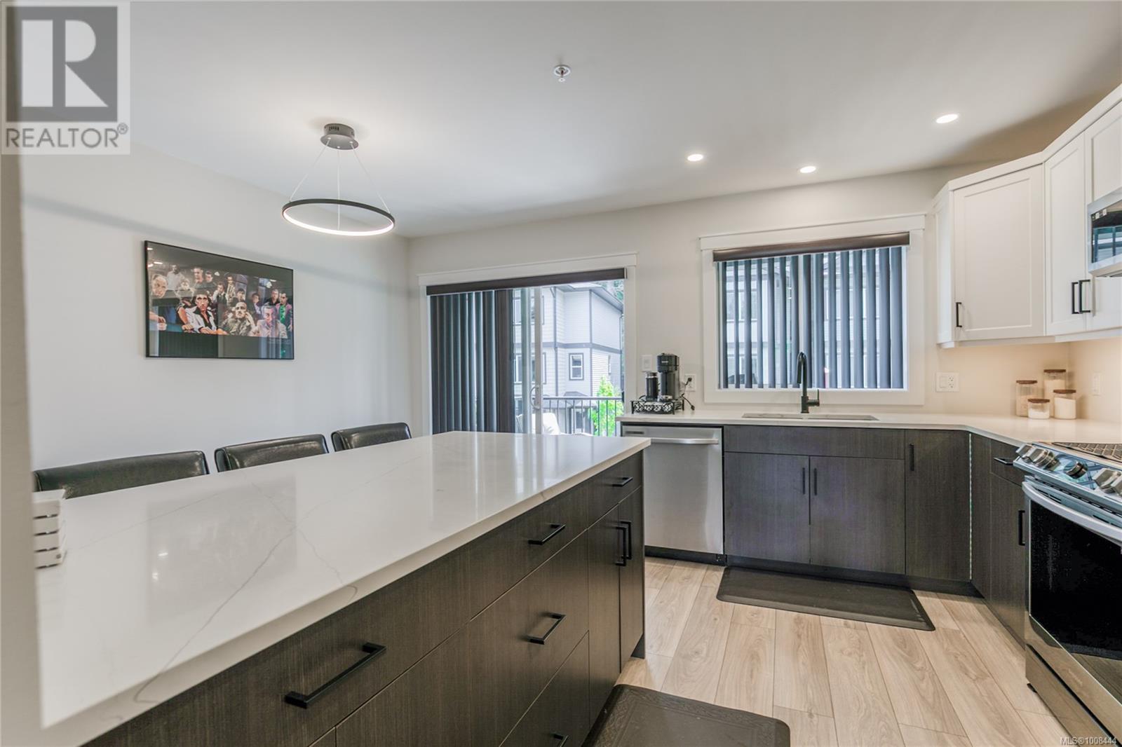 Photo 15 of 142 600 Ninth St, Nanaimo BC