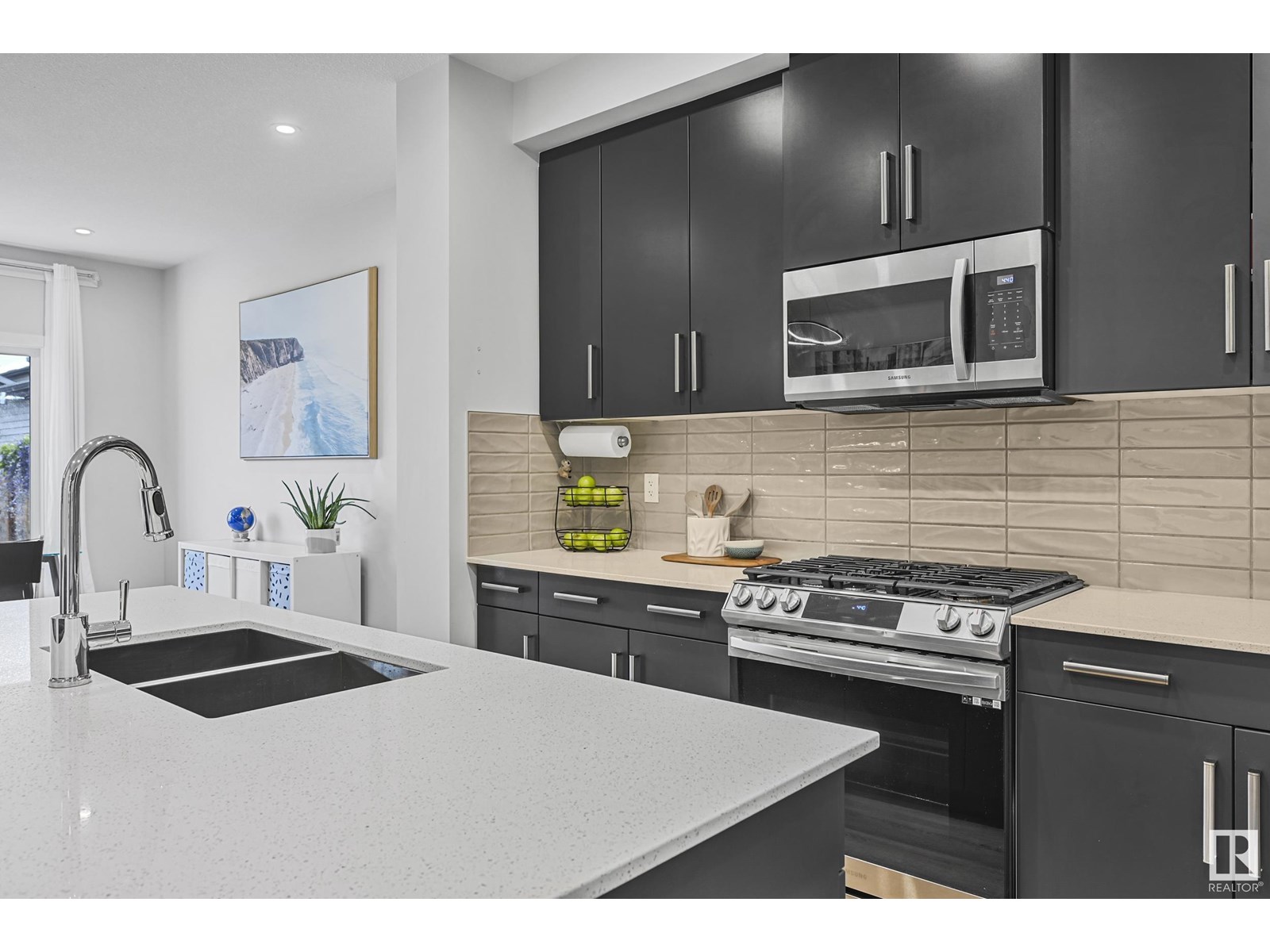 Photo 11 of 3374 Kulay Wy Sw, Edmonton AB